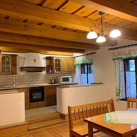 מיקולוב Vip Miku Apartman 2 מראה חיצוני תמונה